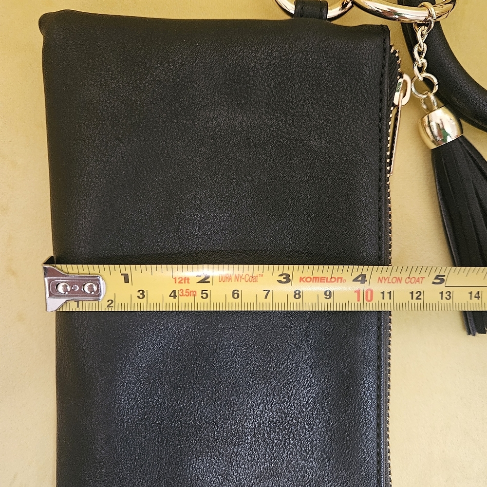 Black Bracelet Wristlet Wallet w/ Zipper Closure & Tassels Ornament- NWOT - Picture 4 of 5